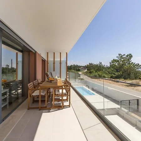 Wave The Waves Nazaré