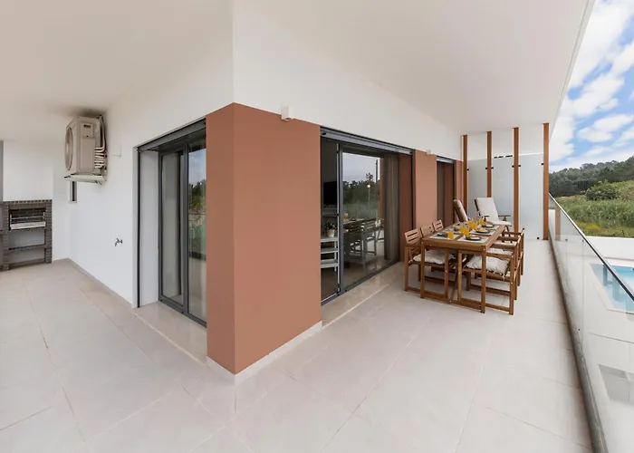 Wave The Waves * Nazaré